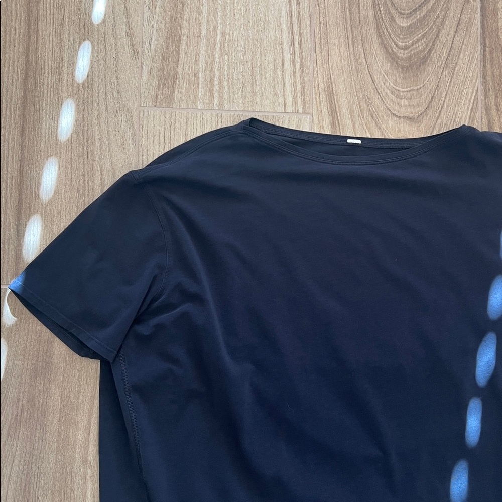 Lululemon Back in Action Black Short Sleeve T-shirt - Picture 5 of 6